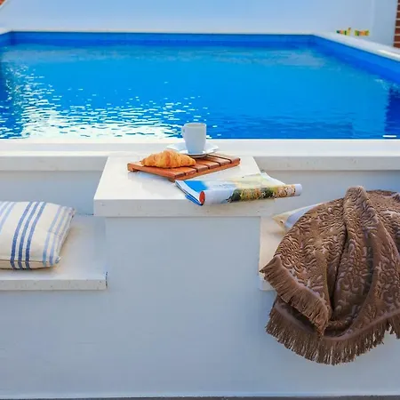 빌라 Lola, Sea On A Palm! Heated Pool