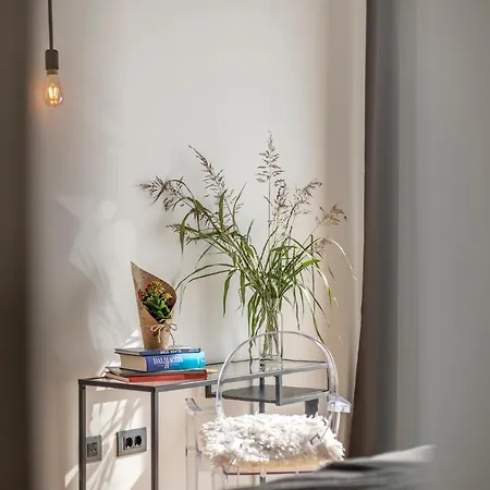 Lola, Sea On A Palm! Heated Pool 트로기르