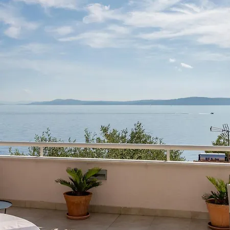 Lola, Sea On A Palm! Heated Pool ヴィラ トロギール