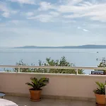 Lola, Sea On A Palm! Heated Pool Willa Trogir