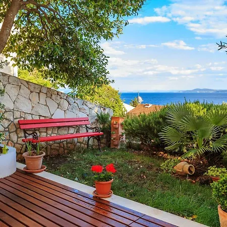Villa Lola, Sea On A Palm! Heated Pool